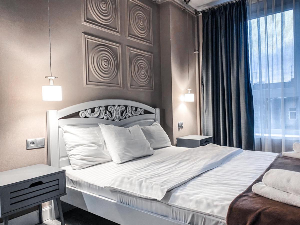 Opera Center Hotel & Apartments ลวีฟ ภายนอก รูปภาพ