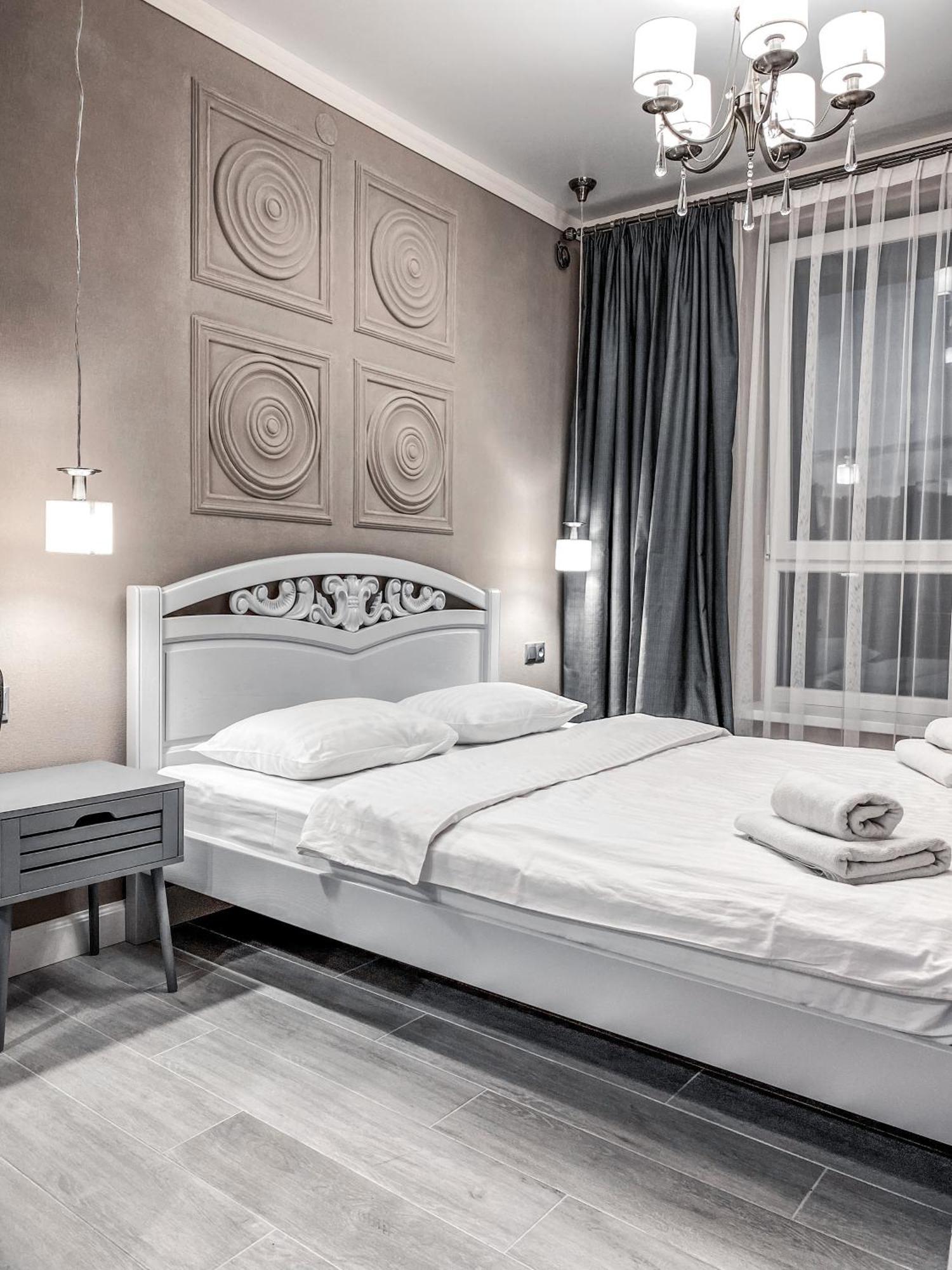 Opera Center Hotel & Apartments ลวีฟ ภายนอก รูปภาพ
