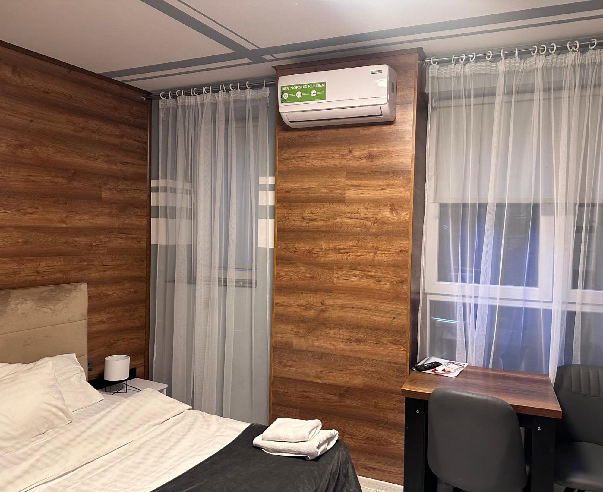 Opera Center Hotel & Apartments ลวีฟ ภายนอก รูปภาพ